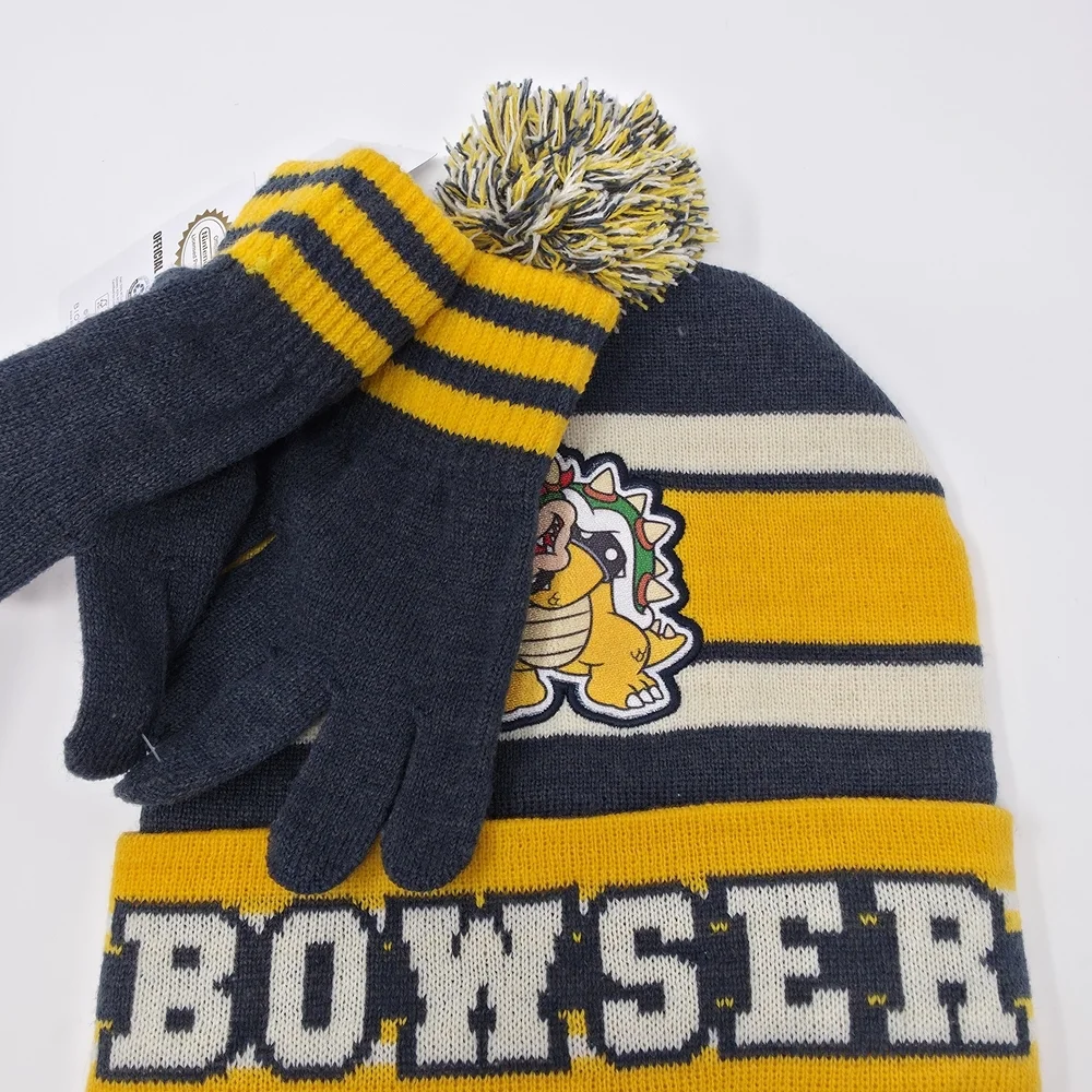 Nintendo Super Mario Bowser Beanie and Gloves Set. NWT
